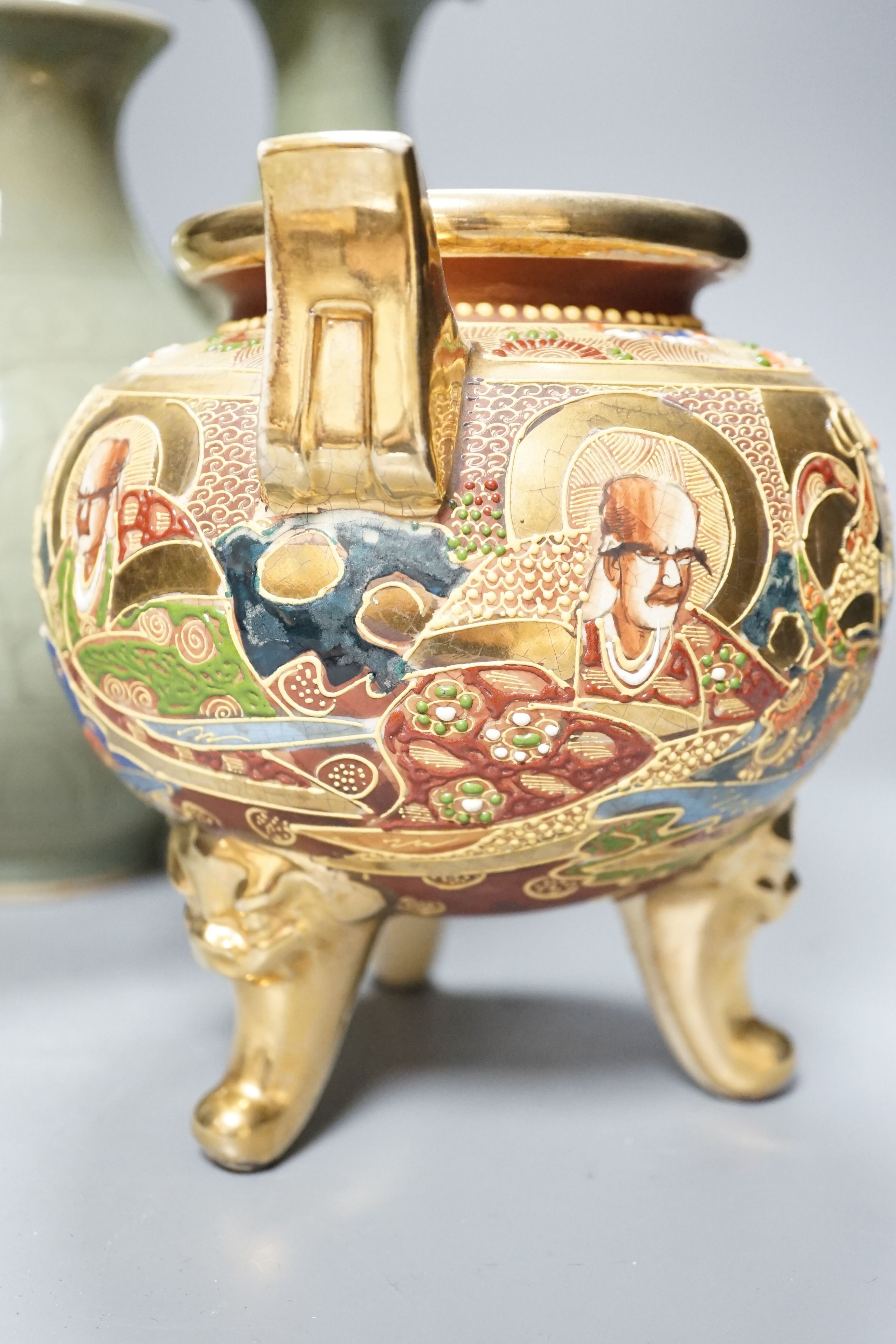 Mixed oriental wares including a Chinese arrow vase 32cm, ‘orean celadon vases and a Kutani type dish